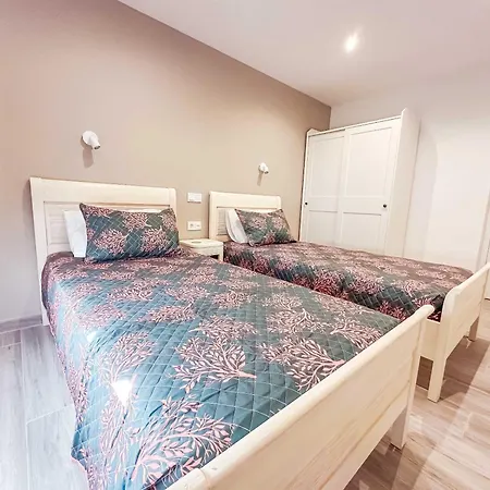 Casa Da Cisterna אלבור